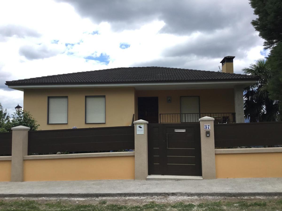 Casa Hipolito Villa A Estrada Luaran gambar