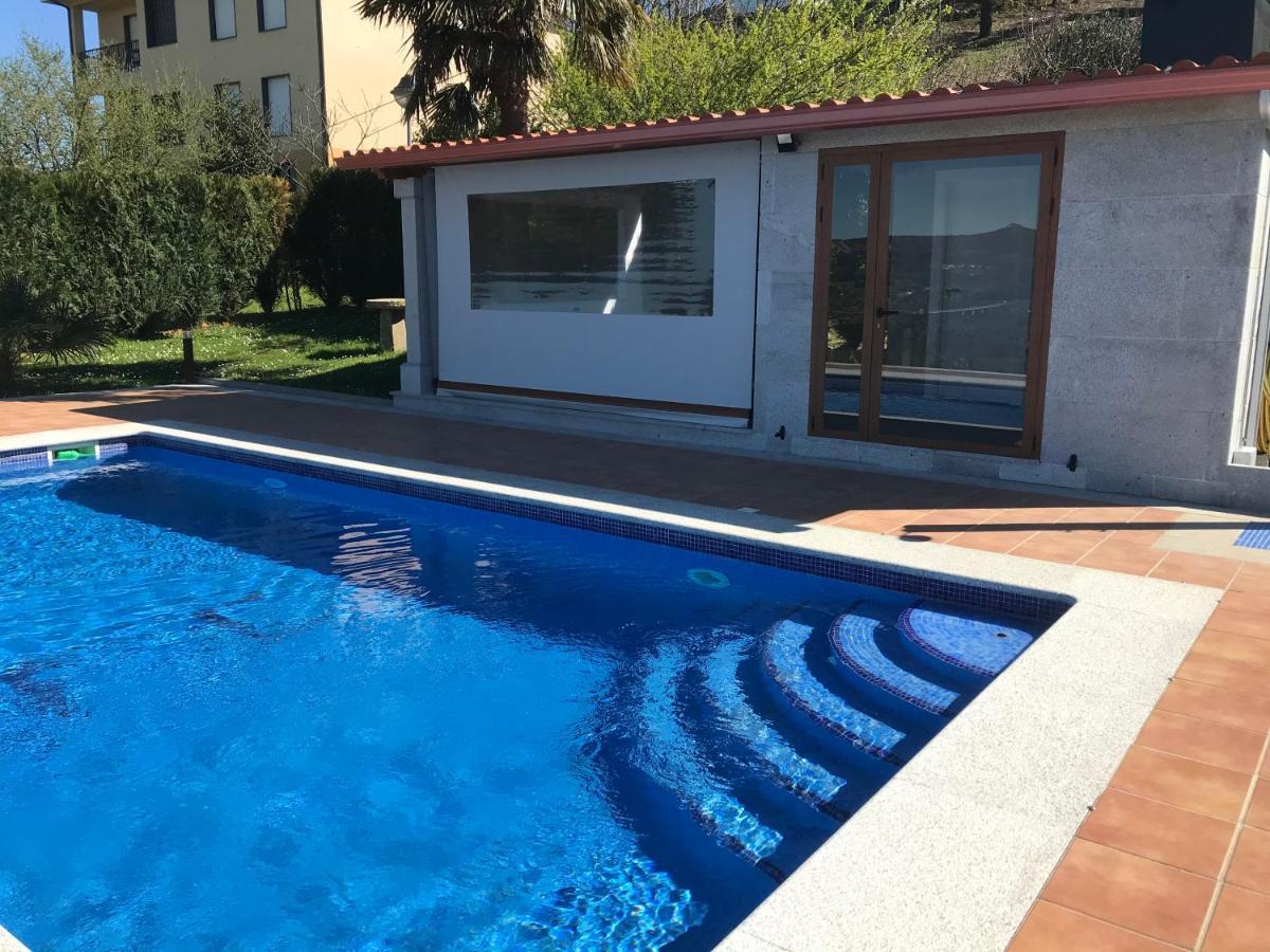 Casa Hipolito Villa A Estrada Luaran gambar